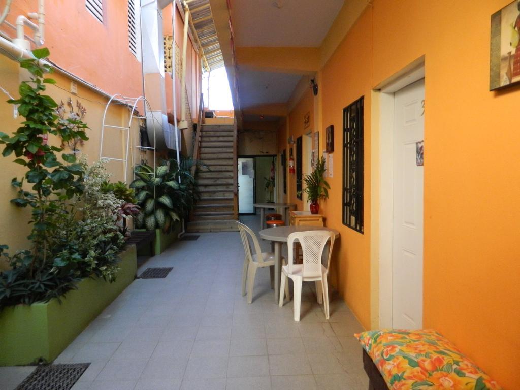 Bella Sombra Guest House Downtown Belize City Chambre photo