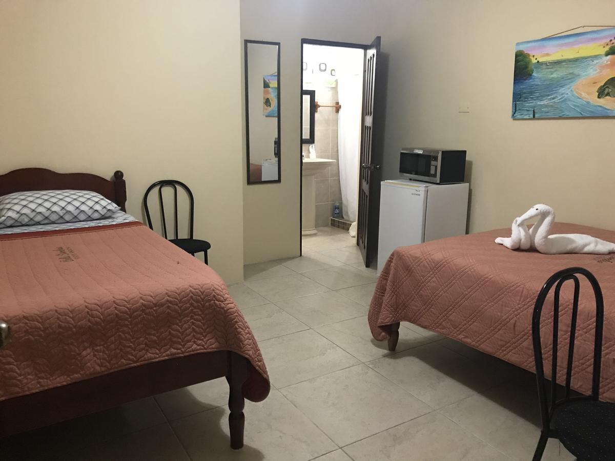 Bella Sombra Guest House Downtown Belize City Extérieur photo